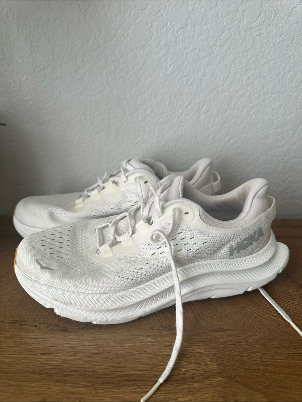 Hoka Women 8B Kawana 2 White Running Shoes - Lightweight Comfort